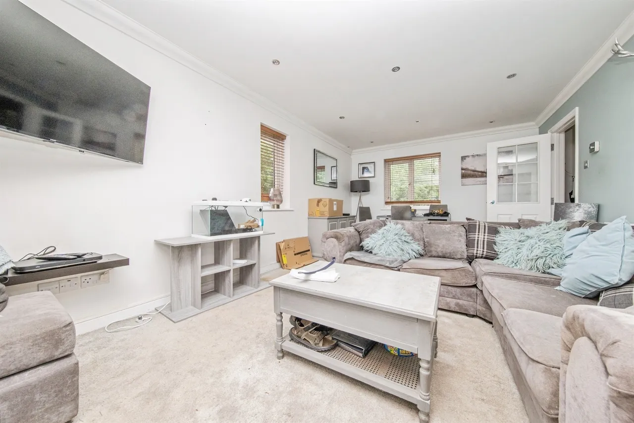 Harwich Road, Colchester, CO4, photo 4