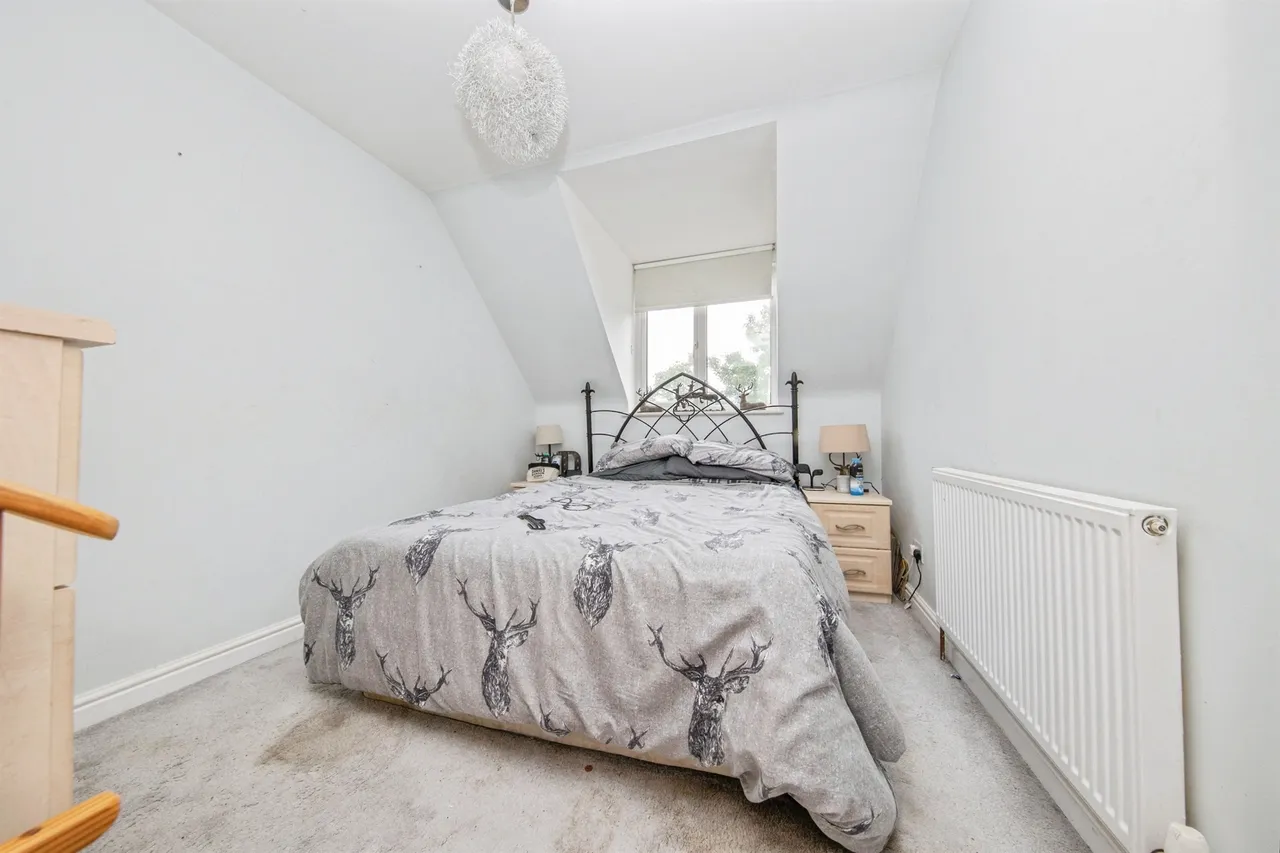 Harwich Road, Colchester, CO4, photo 12