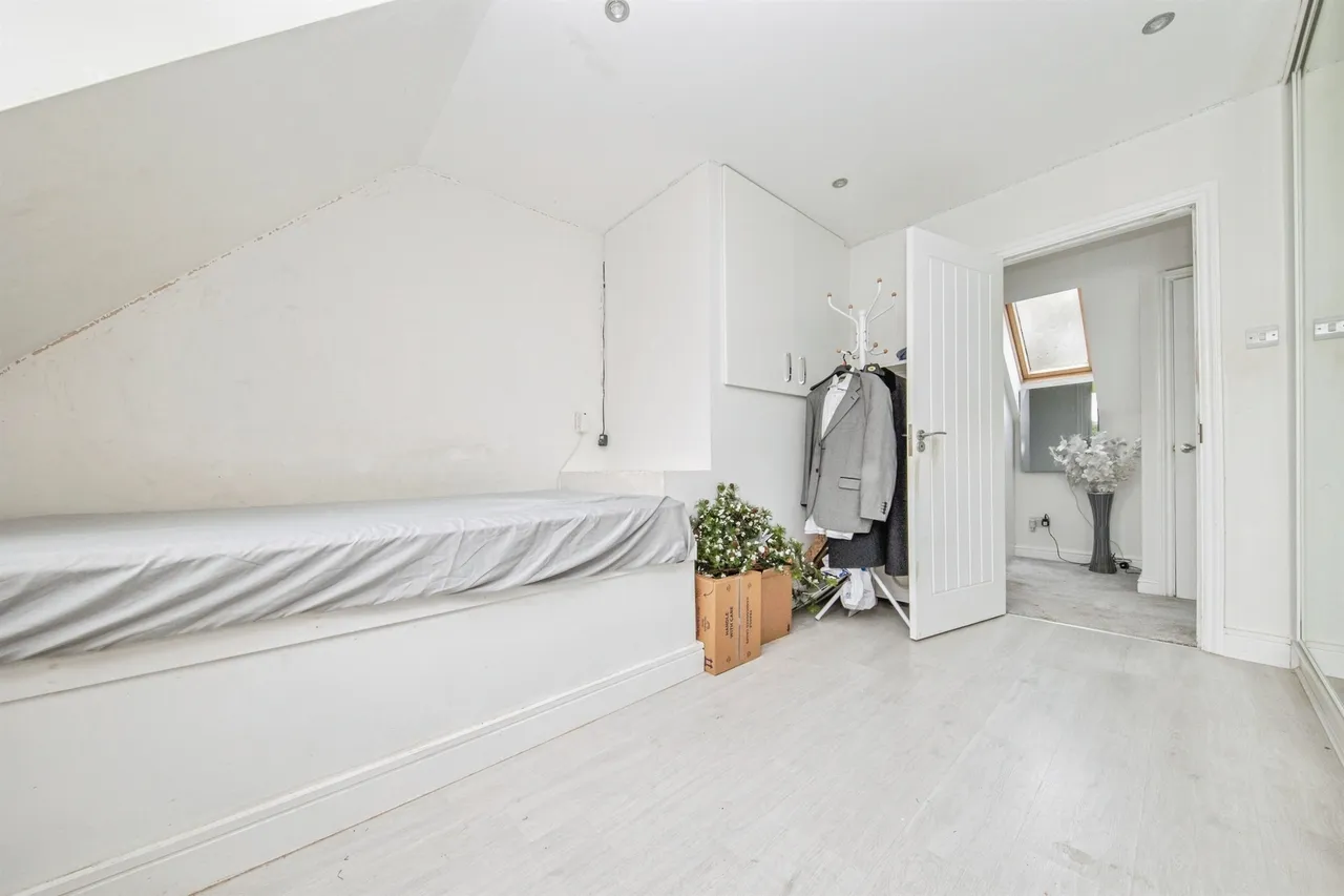 Harwich Road, Colchester, CO4, photo 9
