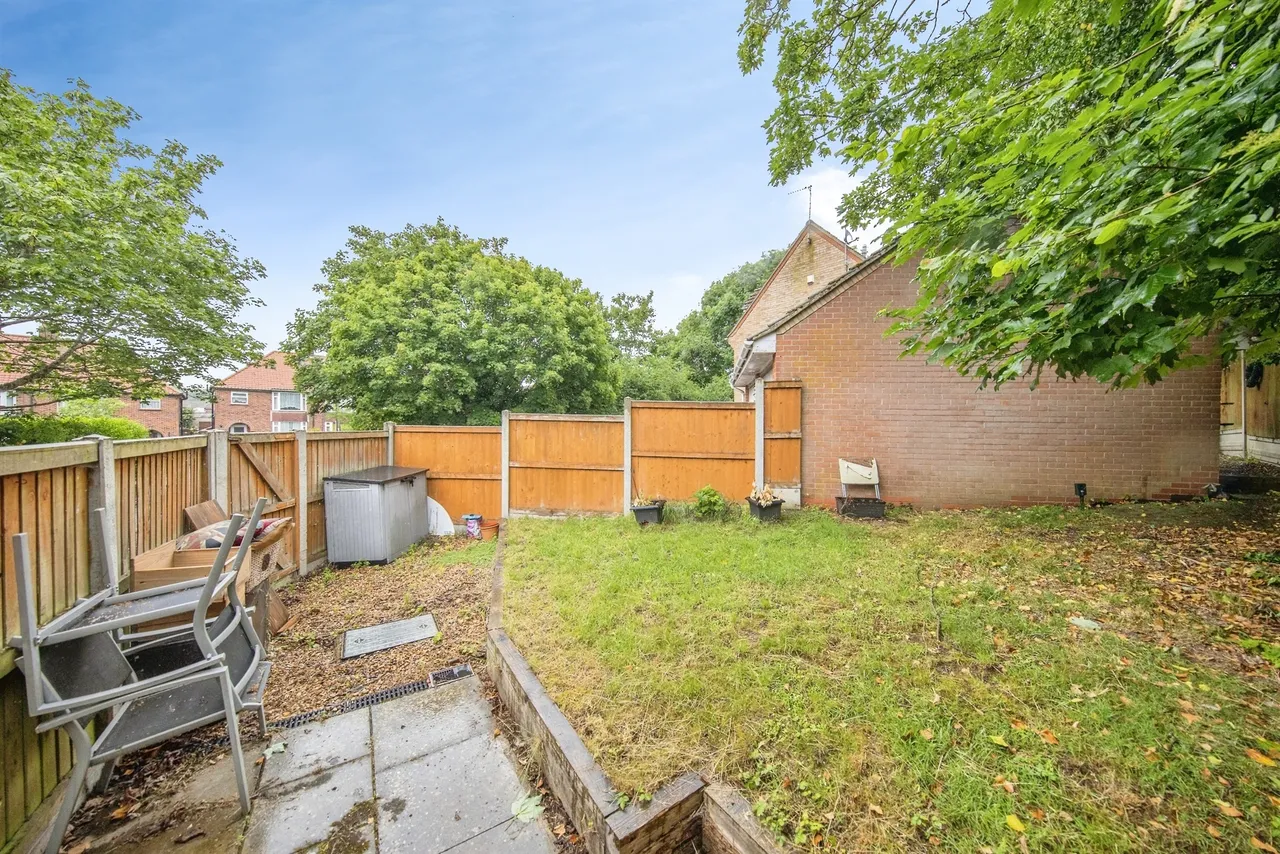 Harwich Road, Colchester, CO4, photo 13
