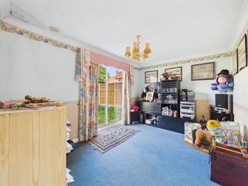 Honeysuckle Drive, Abbeymead, photo 9