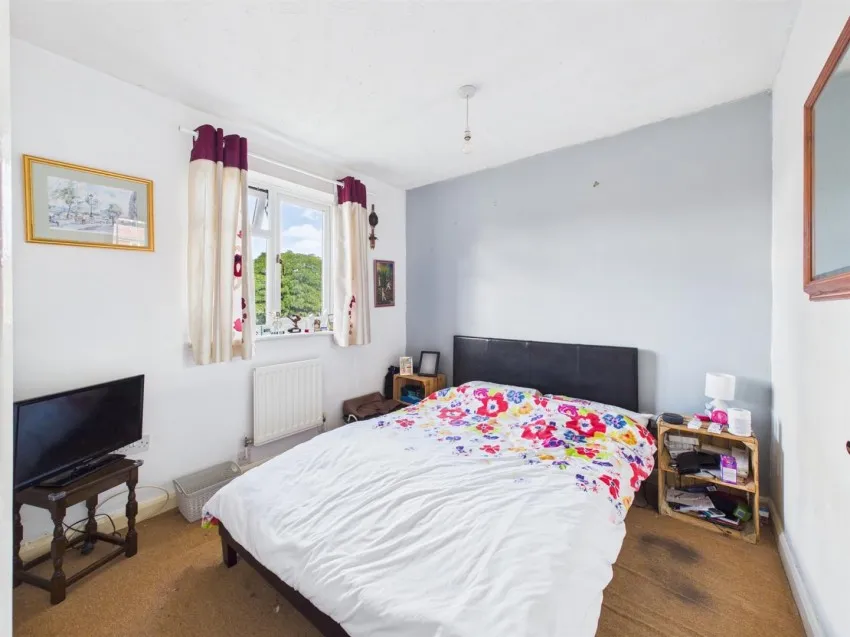 Honeysuckle Drive, Abbeymead, photo 11