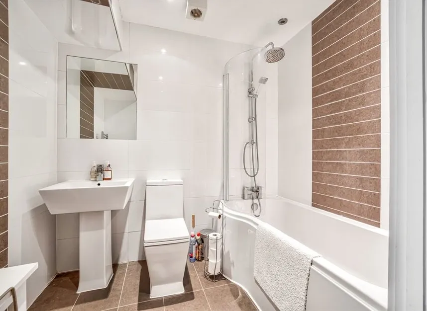 Willesden Lane, Kilburn, NW6, photo 5