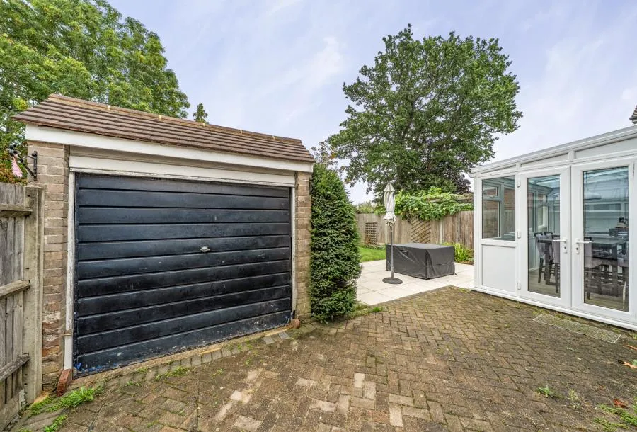 Benhams Drive, Horley, RH6, photo 18