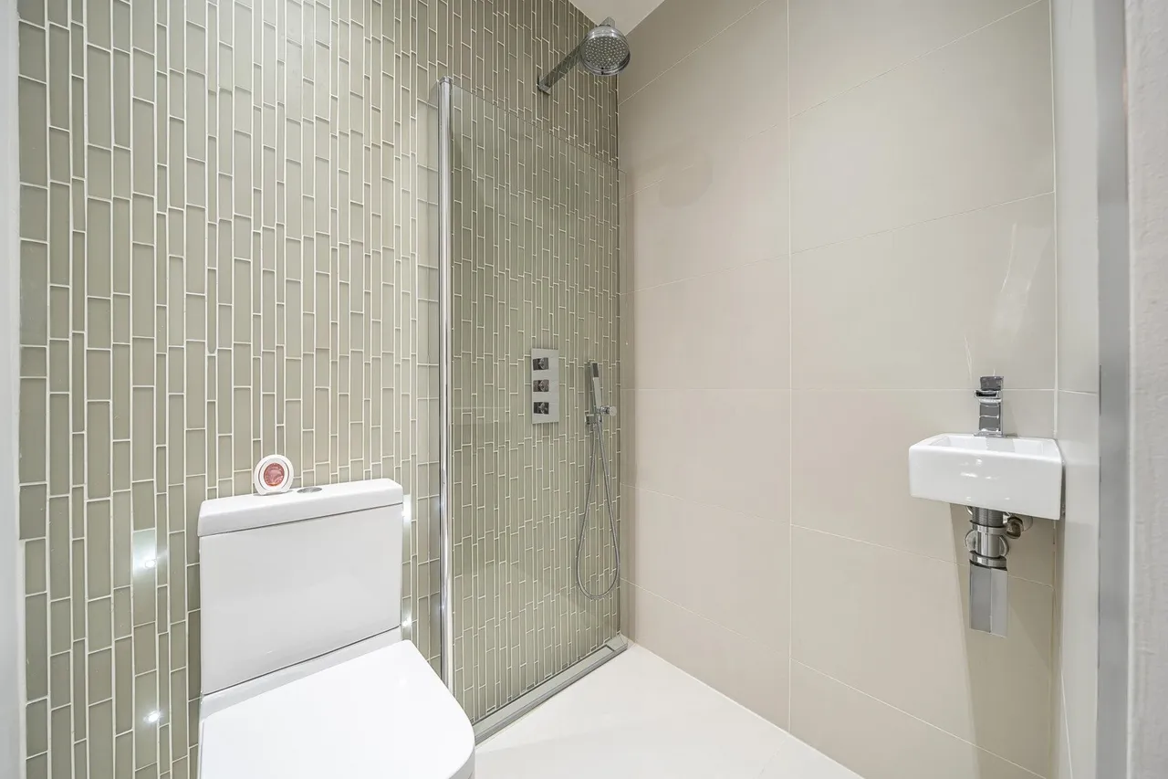 Brooklands Avenue, DA15, photo 6