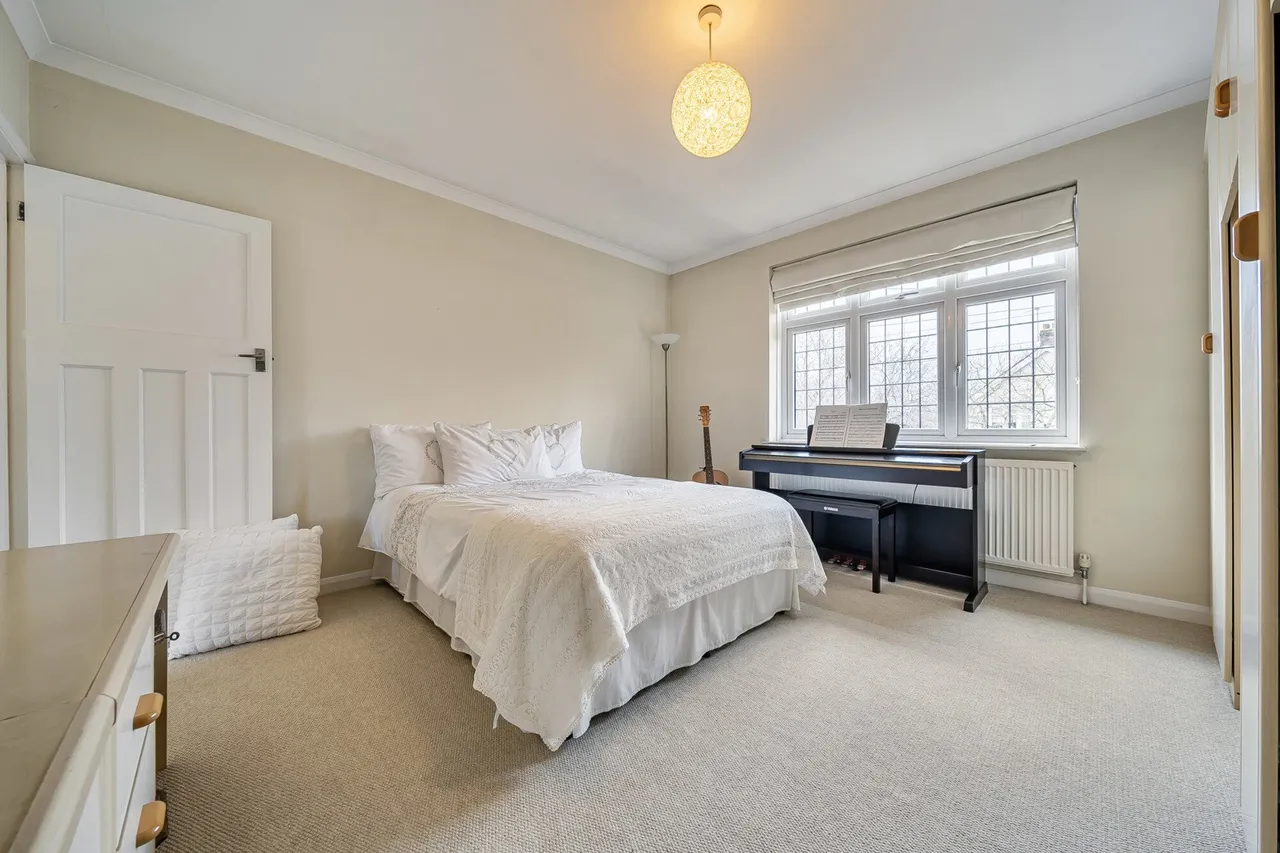 Brooklands Avenue, DA15, photo 10
