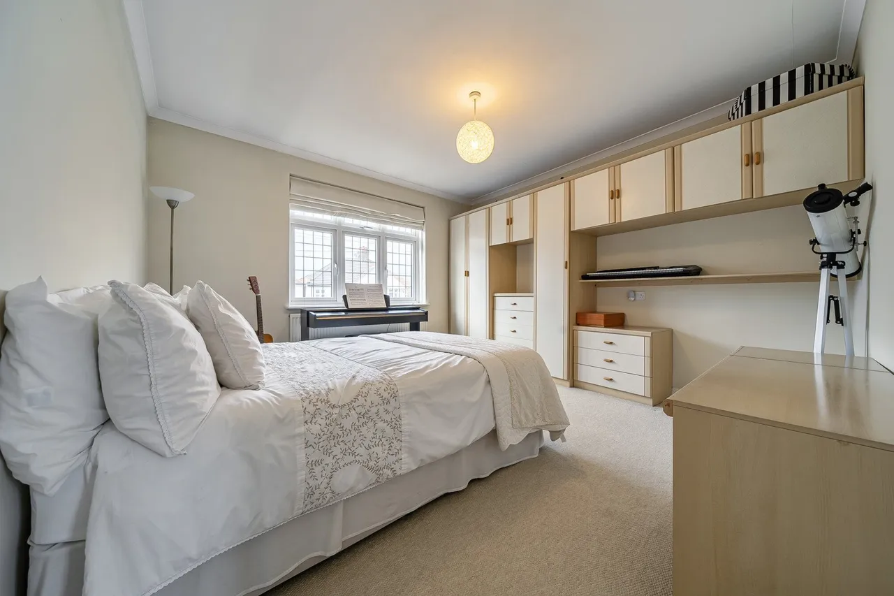 Brooklands Avenue, DA15, photo 9