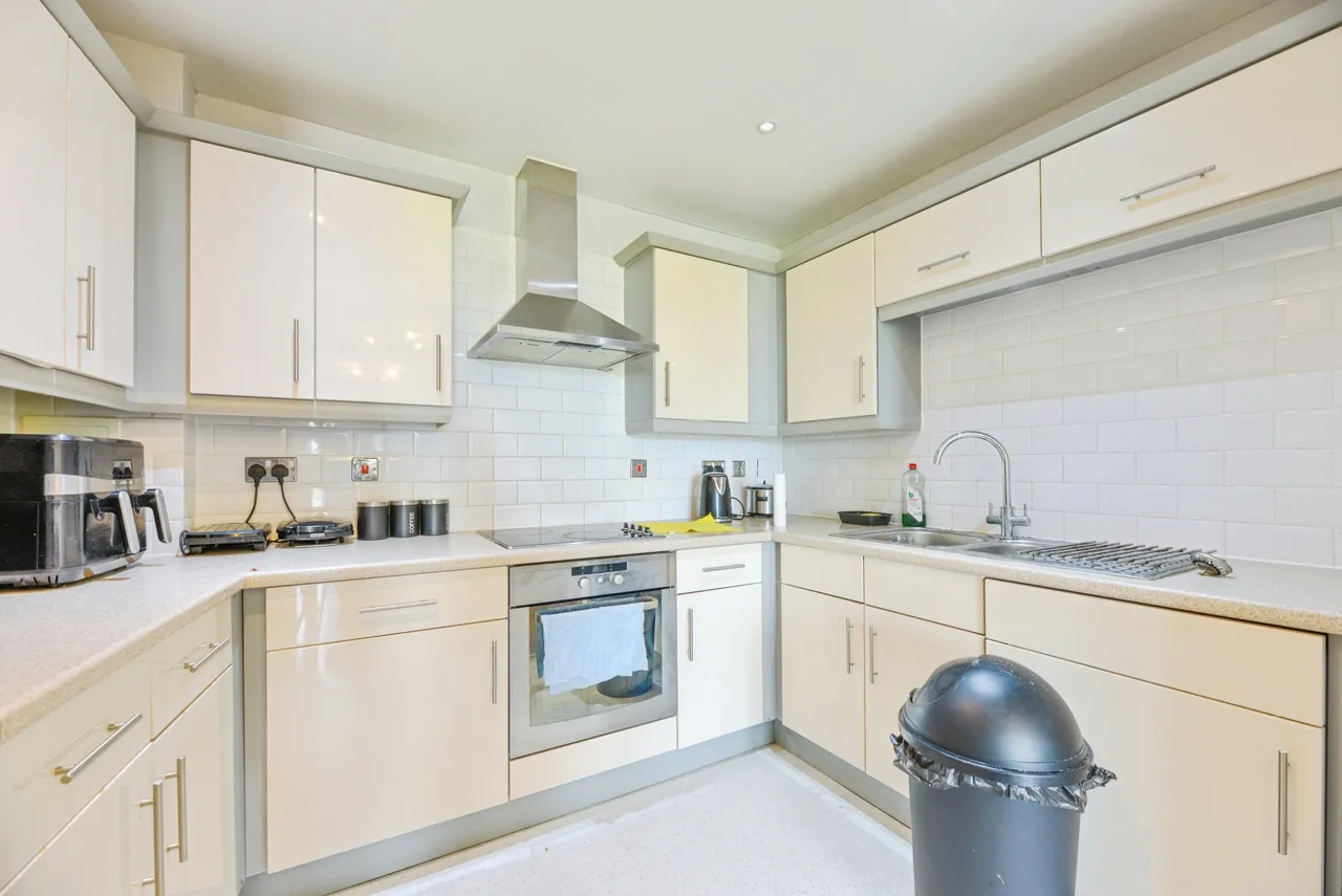 Parkhouse Court, Hatfield, AL10, photo 20