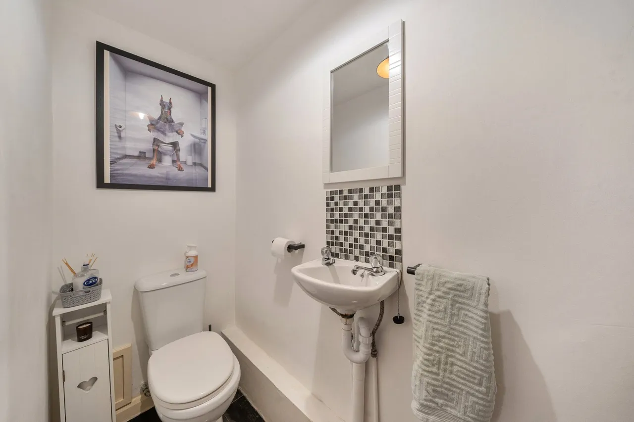 Muirfield Close, Watford Fees Apply, WD19, photo 14