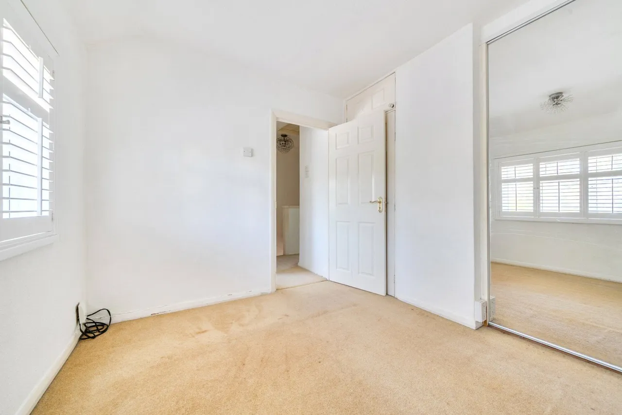 Muirfield Close, Watford Fees Apply, WD19, photo 15