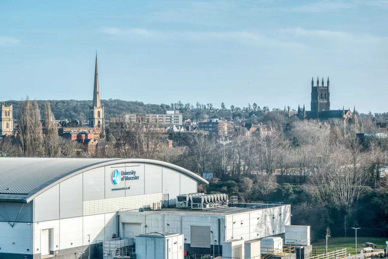 Henwick Road, Worcester, WR2, photo 9
