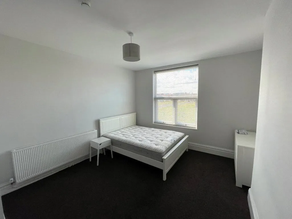 Borough Road, Middlesbrough, North Yorkshire, TS1, photo 4