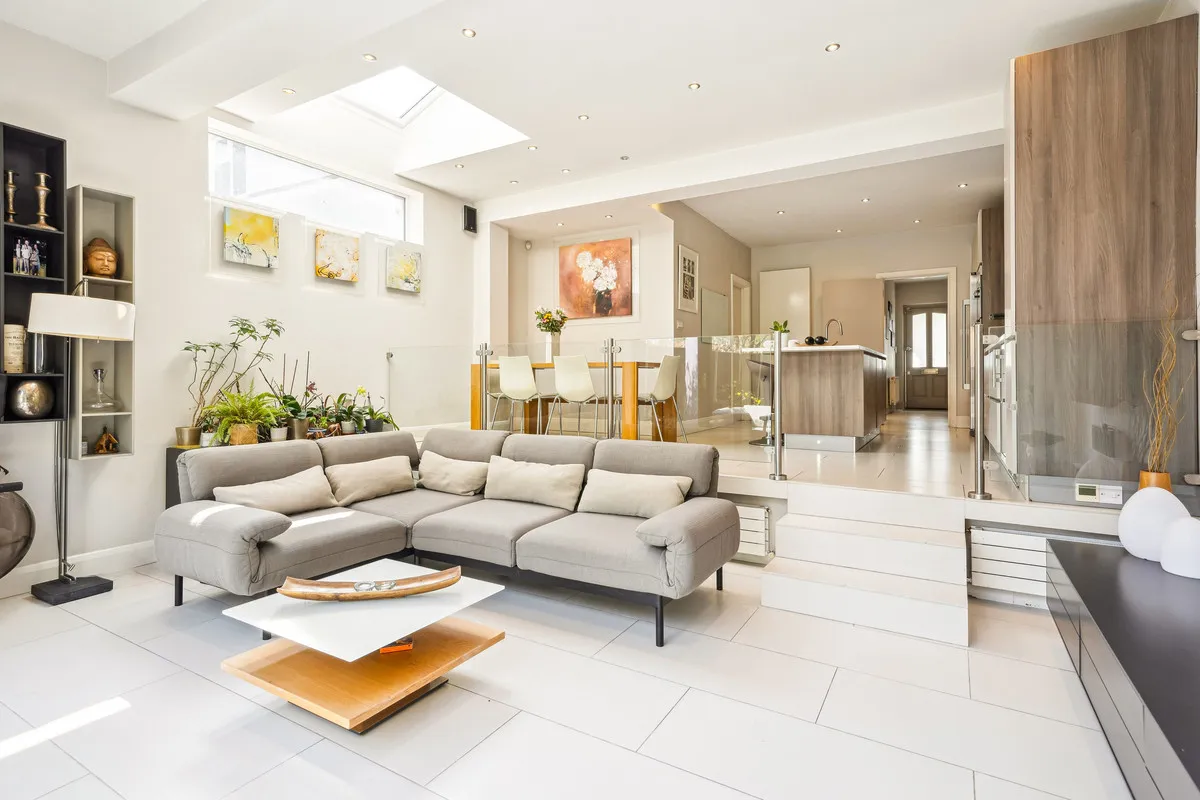 Coombe Lane, West Wimbledon, SW20, photo 4