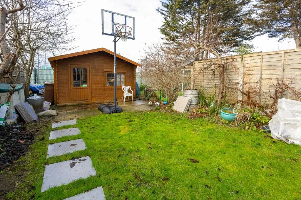 Wadham Avenue, London, E17, photo 17