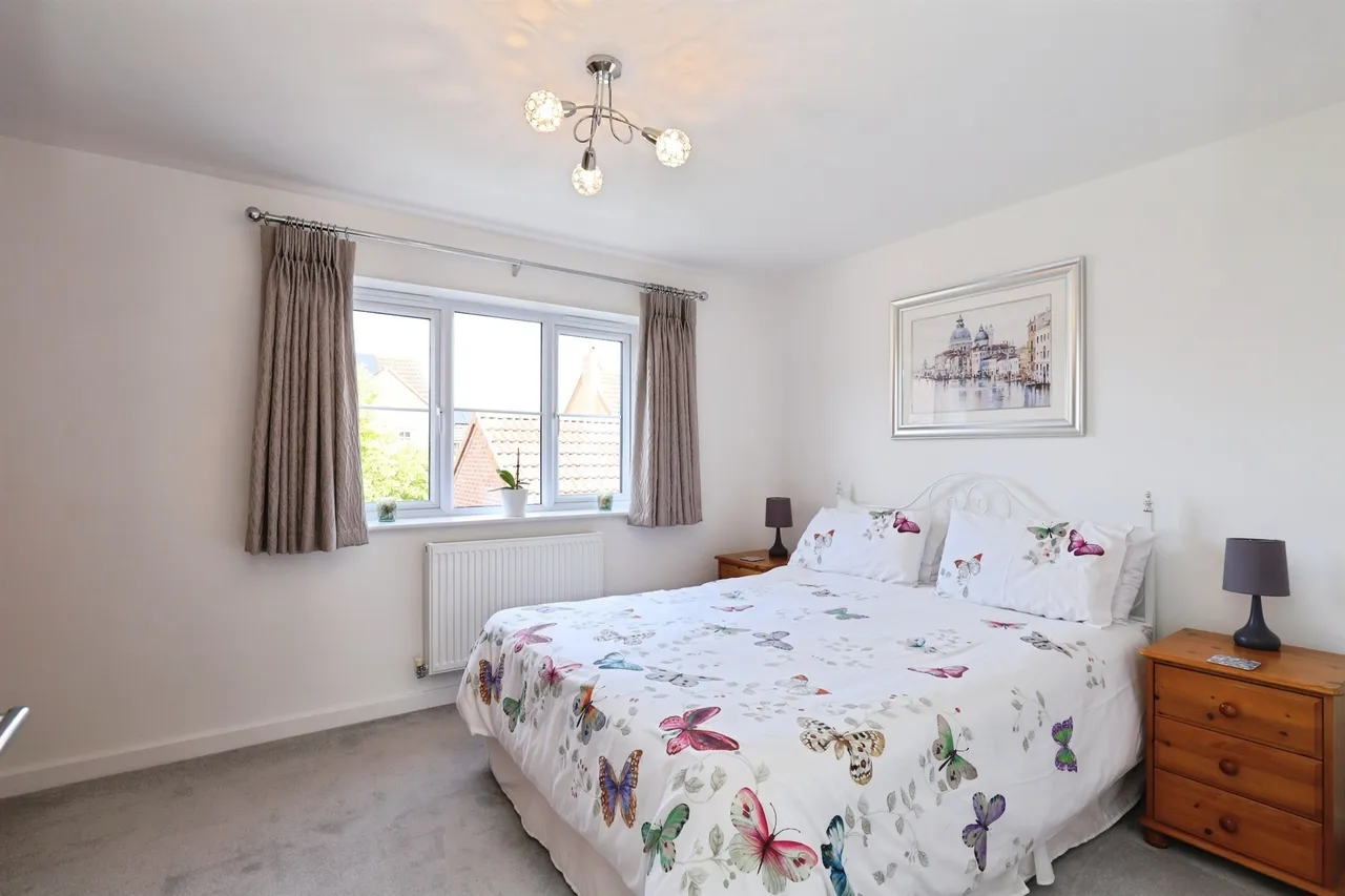 Solent Drive, Spalding, photo 12