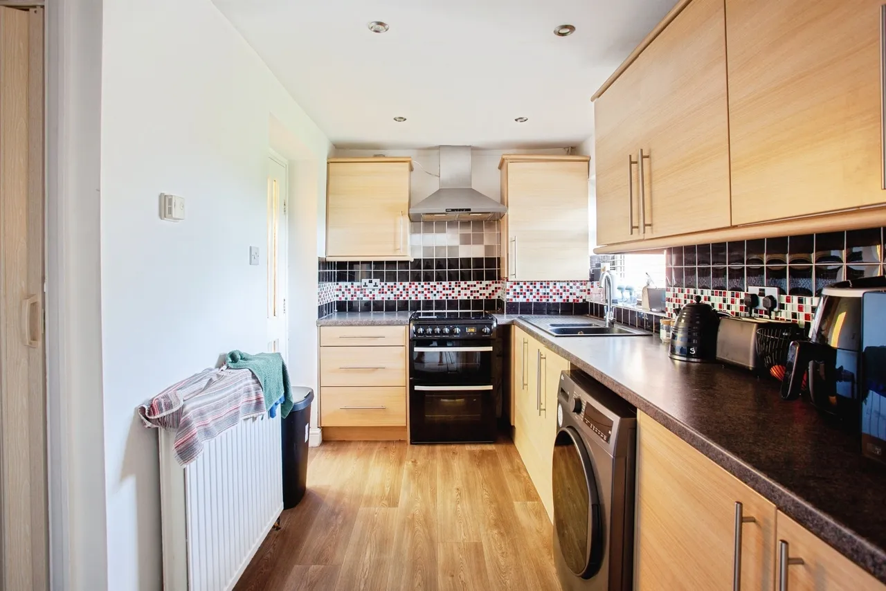 Vernon Road, Broom, S60, photo 10
