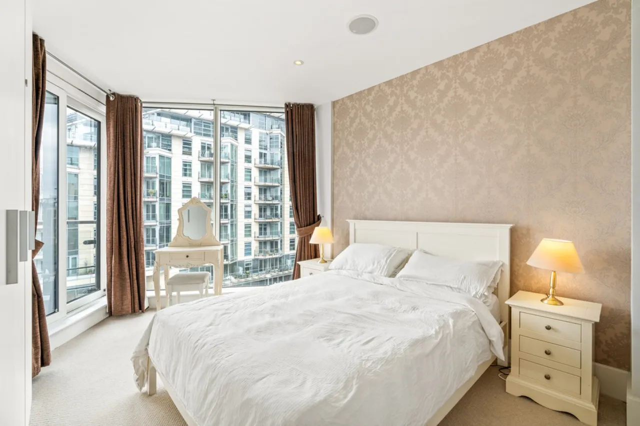 Commodore House, Battersea Reach, photo 3