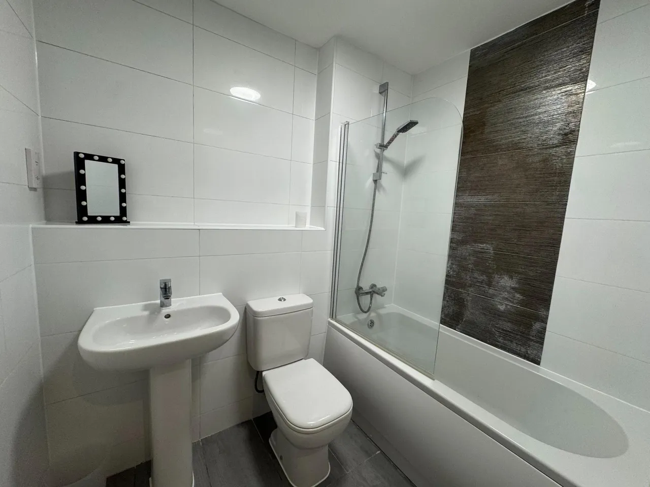 19 Fleming Way, Town Centre, Swindon, SN1, photo 4