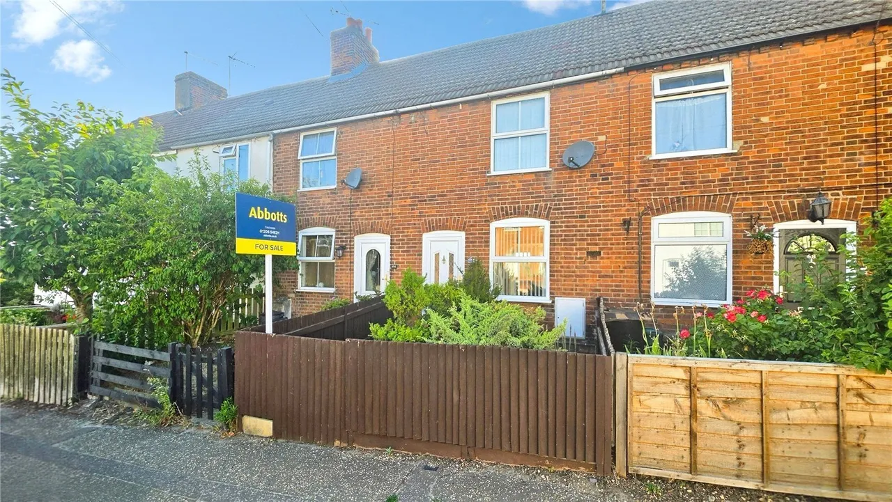 1 bed house for sale — Harwich Road, Colchester, Essex, CO4