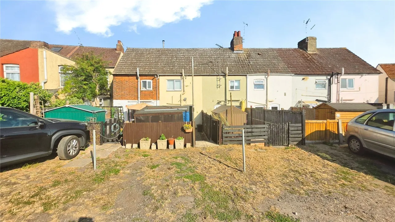 Harwich Road, Colchester, Essex, CO4, photo 9