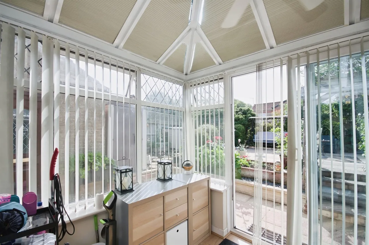 Wade Close, Eastbourne, photo 9