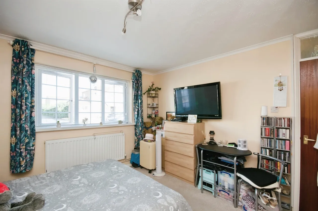 Wade Close, Eastbourne, photo 11