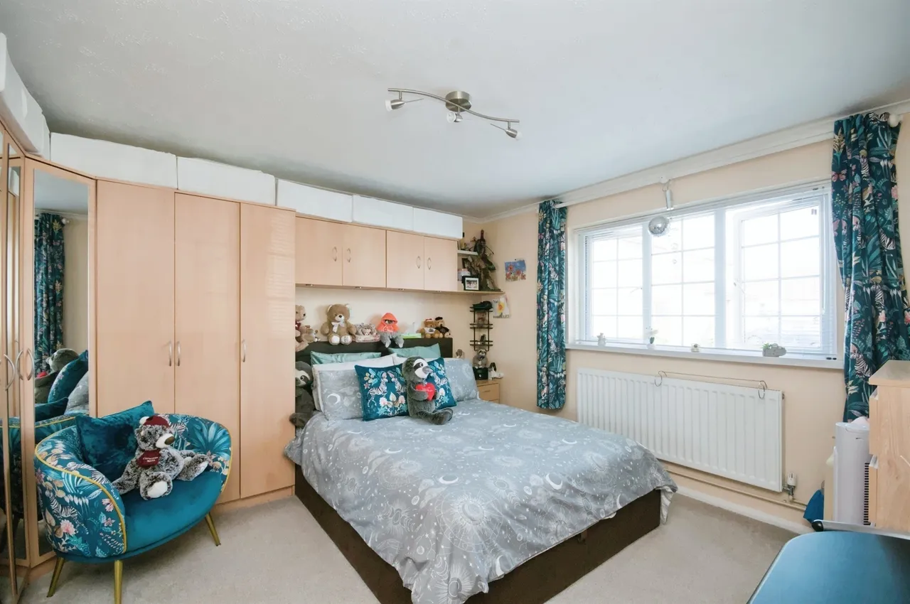 Wade Close, Eastbourne, photo 10