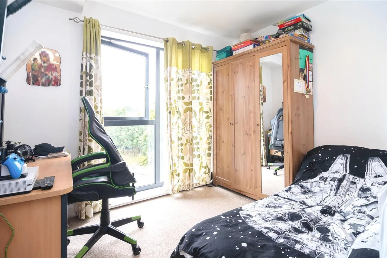 Albany Heights, Hogg Lane, Grays, Essex, RM17, photo 9