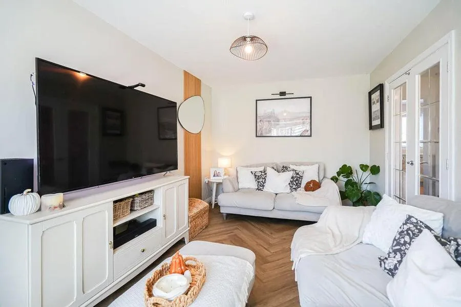 Butterfly Place, Edwinstowe, NG21, photo 13