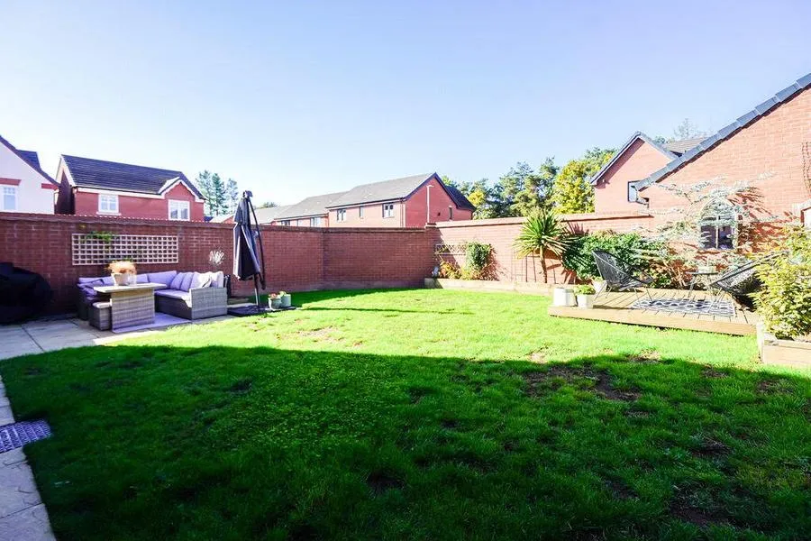 Butterfly Place, Edwinstowe, NG21, photo 37