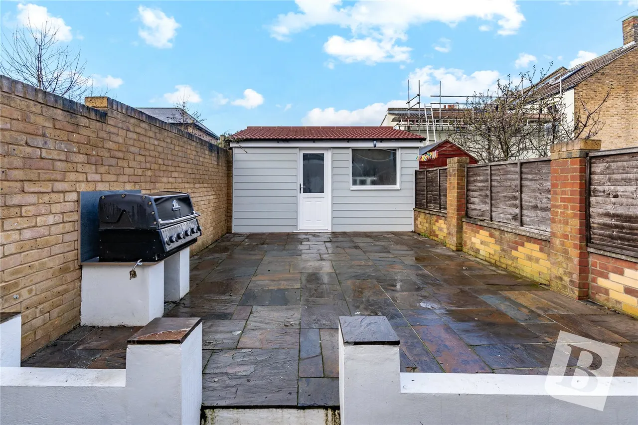 Whitehill Road, Gravesend, DA12, photo 6