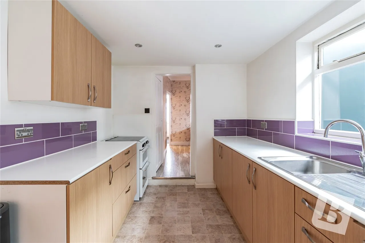Whitehill Road, Gravesend, DA12, photo 16