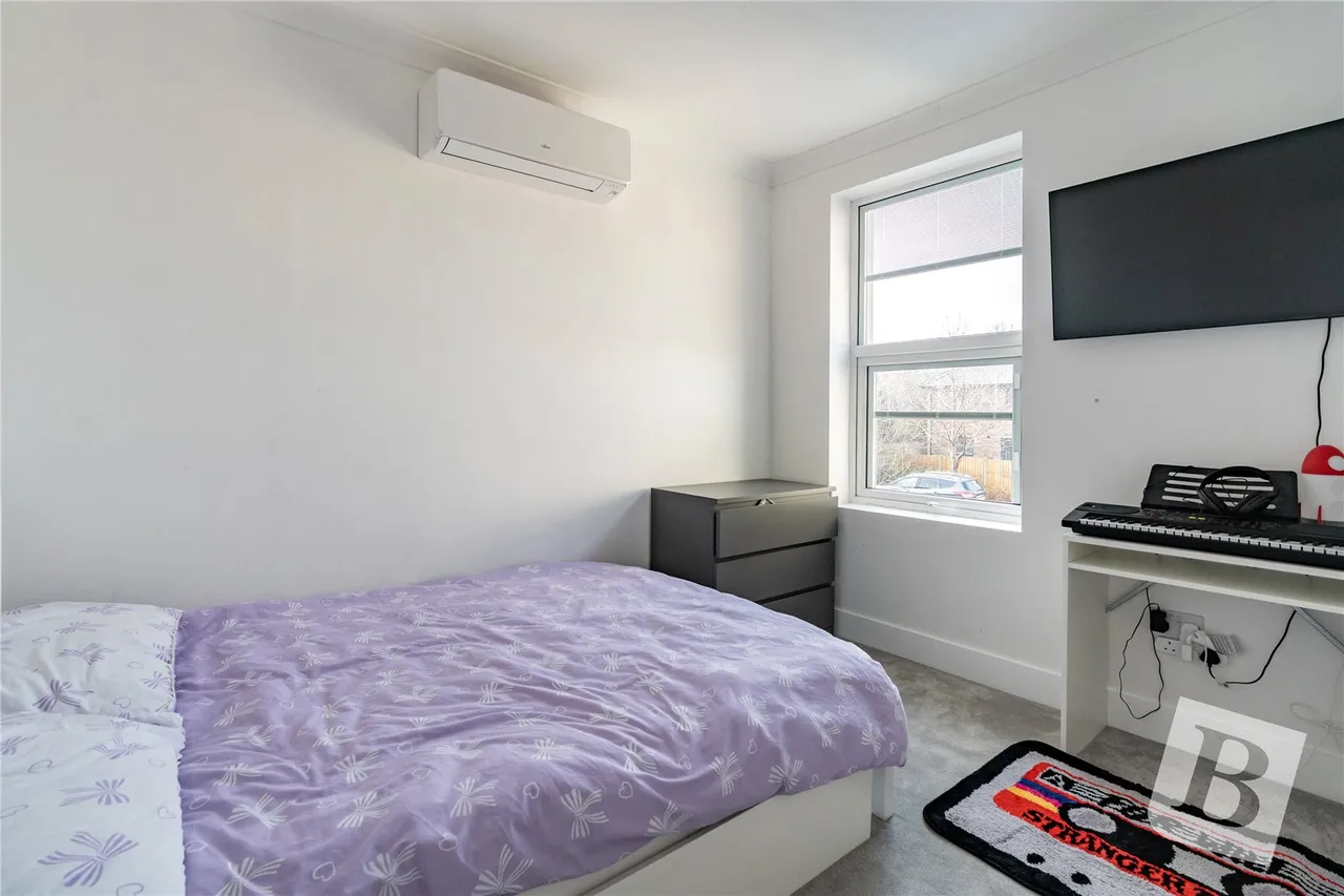 Whitehill Road, Gravesend, DA12, photo 4