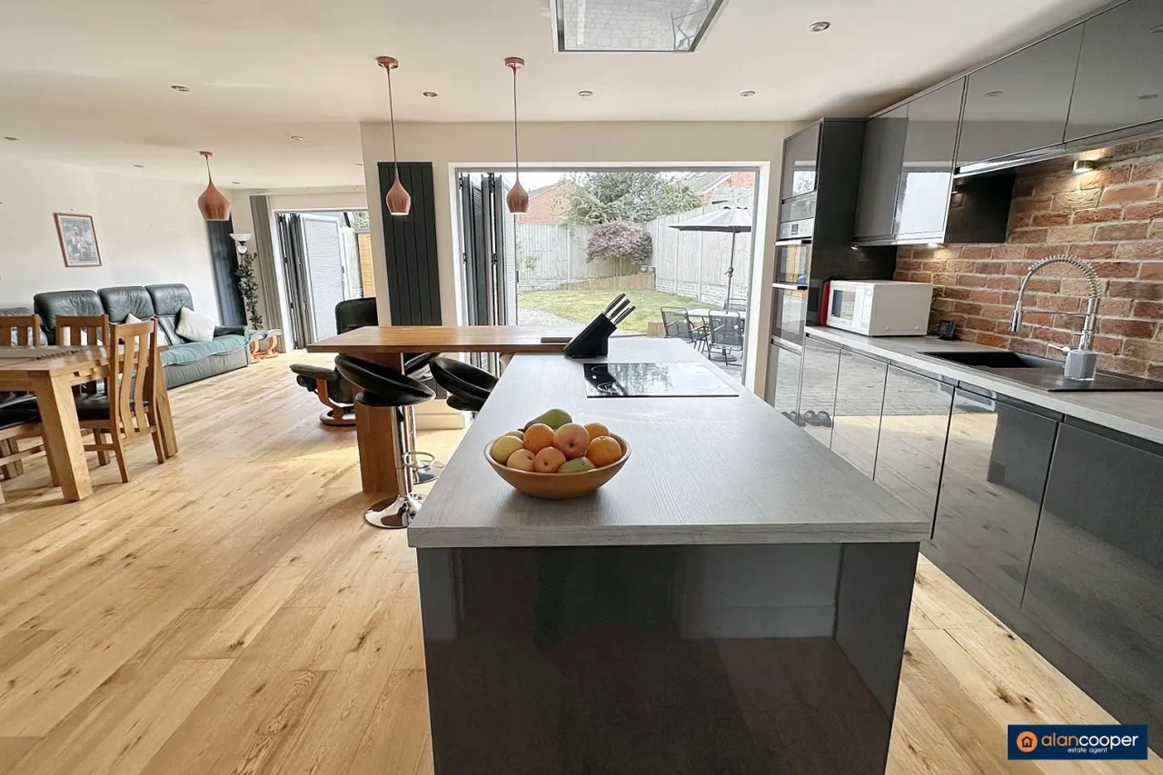 Wolvey Road, Bulkington, CV12, photo 6
