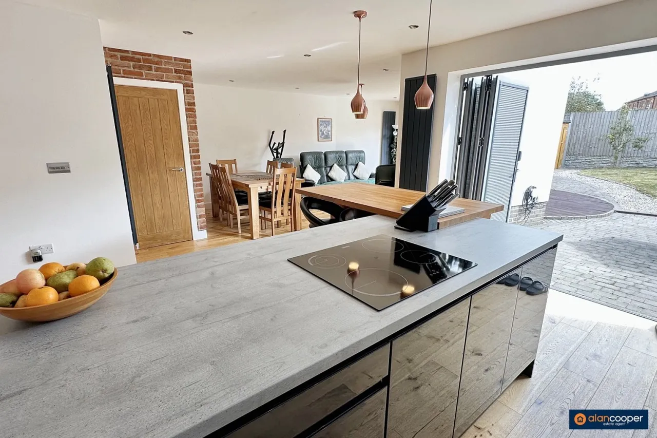 Wolvey Road, Bulkington, CV12, photo 7