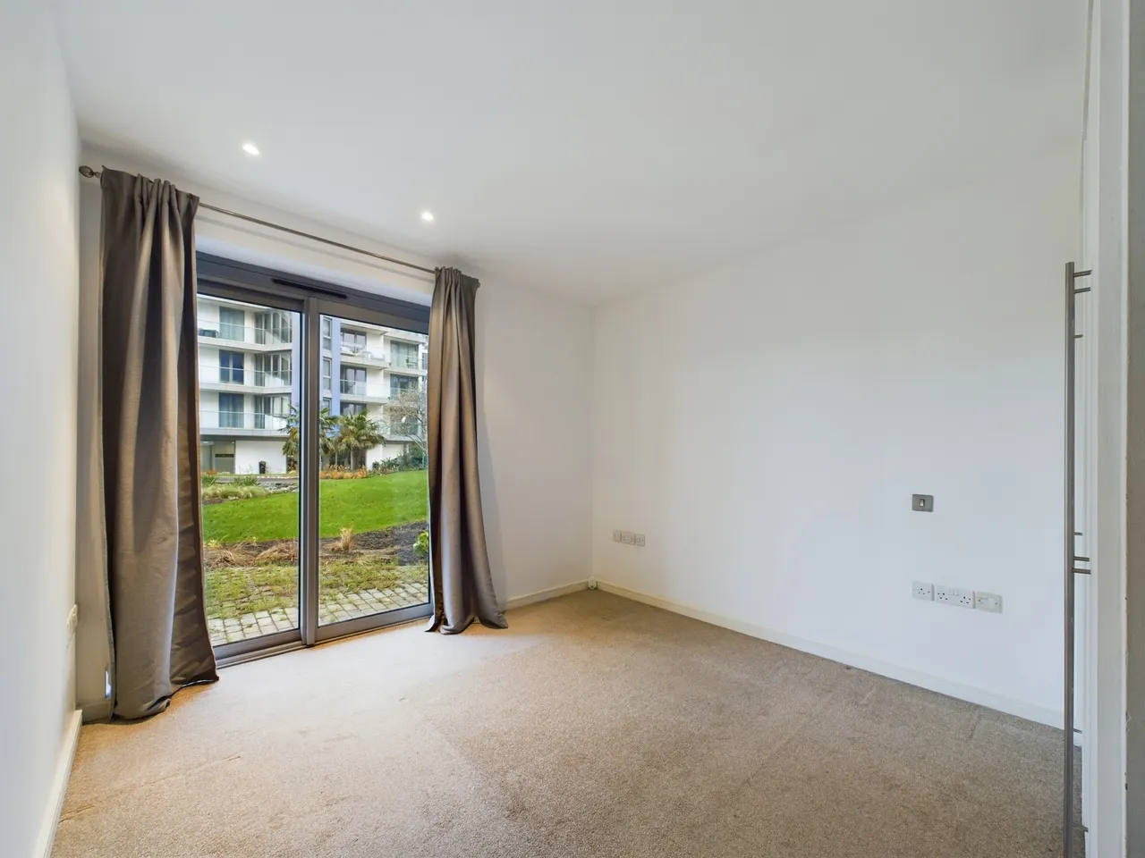 Eastfields Avenue, London, SW18, photo 6