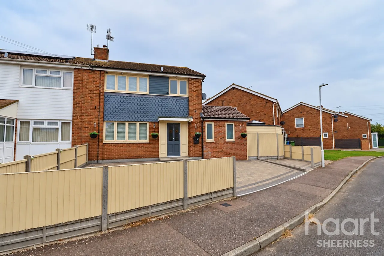 4 bed house for sale, Fleetwood Close, Sheerness, ME12