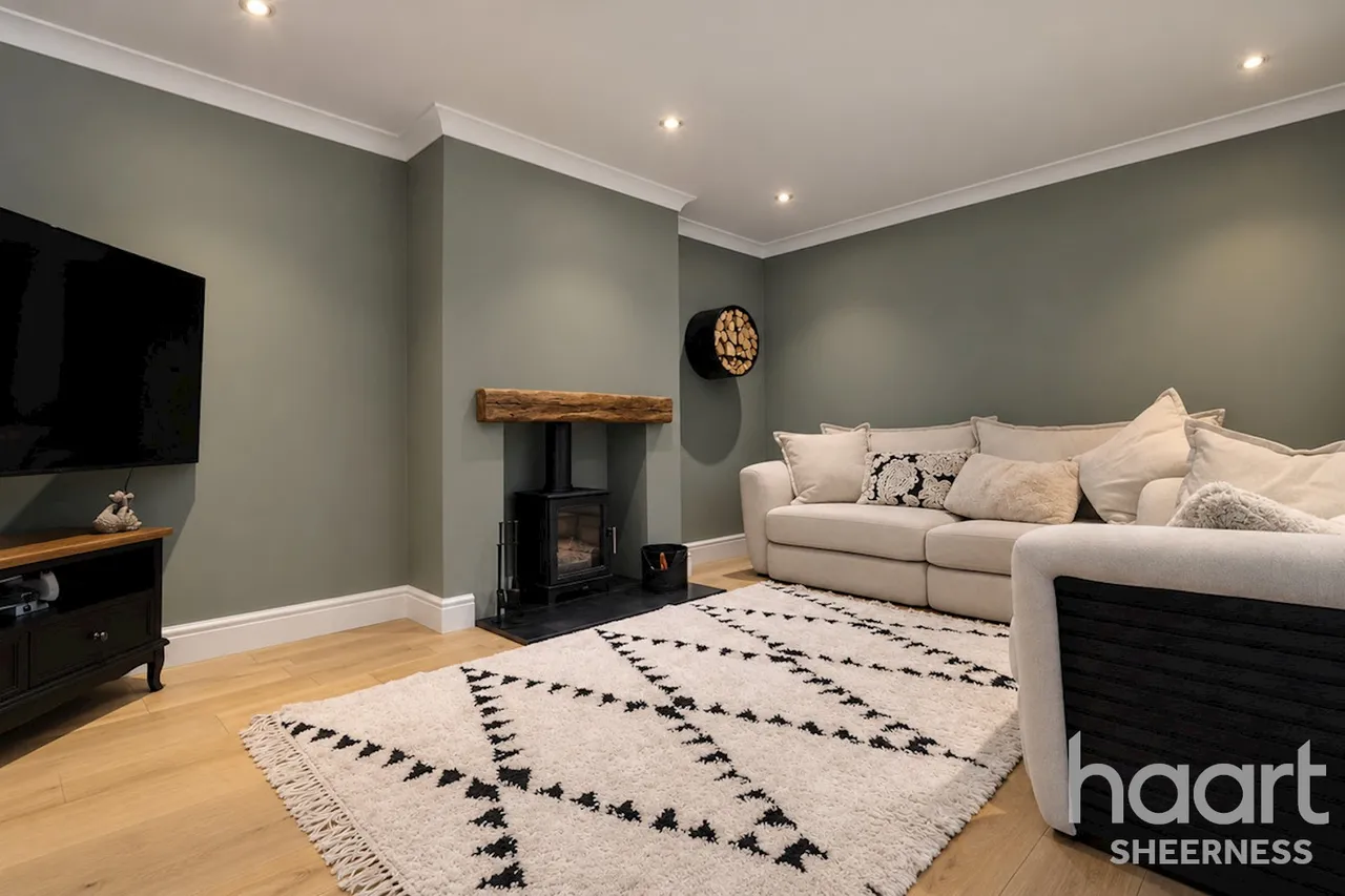 Fleetwood Close, Sheerness, ME12, photo 3
