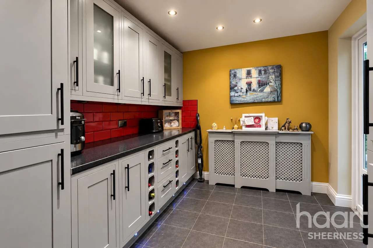 Fleetwood Close, Sheerness, ME12, photo 4