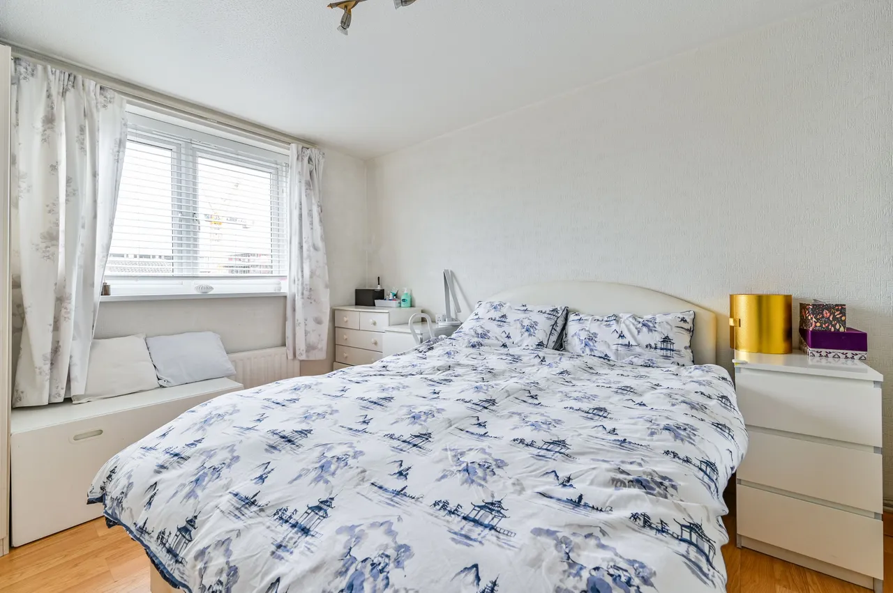 31 Coombe House, Dalmeny Avenue, London, photo 5