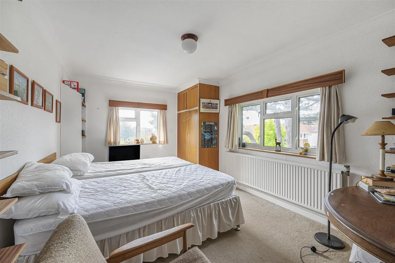 Southdown Road, Seaford, photo 19