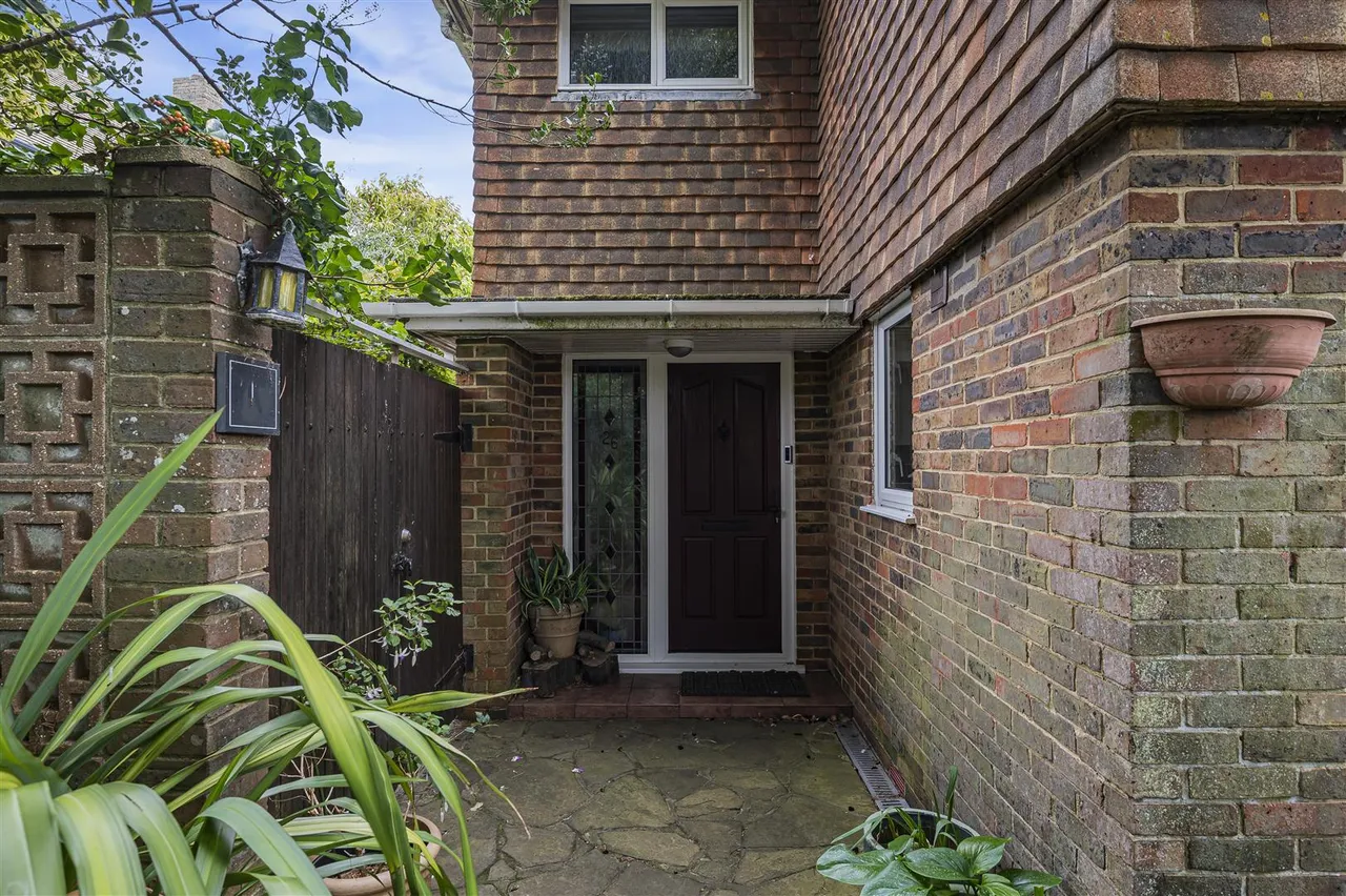 Southdown Road, Seaford, photo 29