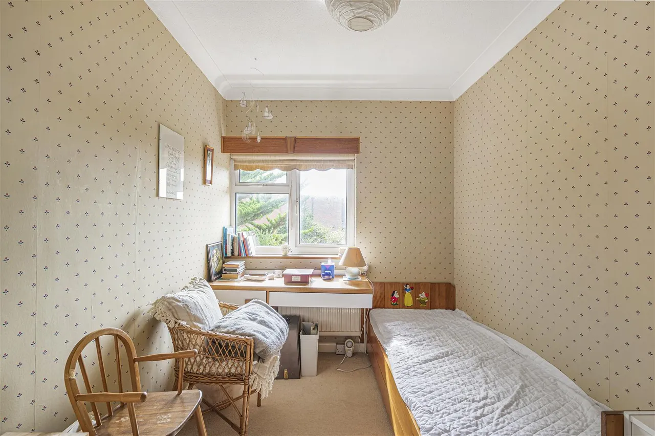 Southdown Road, Seaford, photo 22