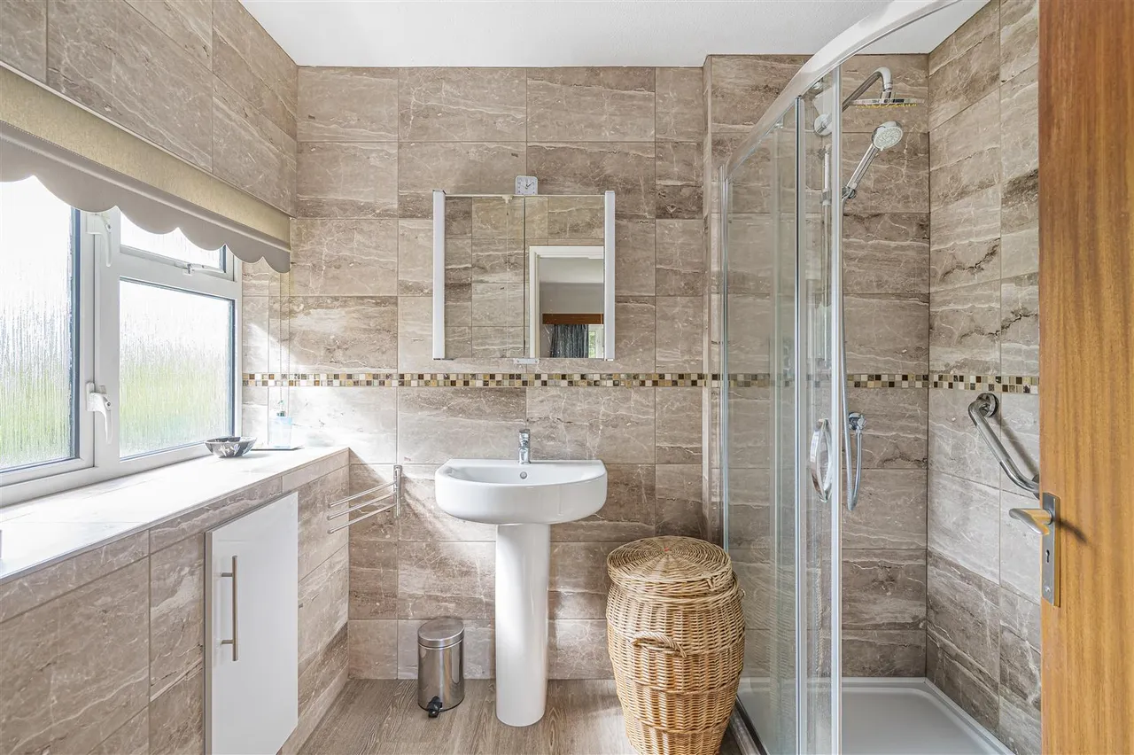 Southdown Road, Seaford, photo 18