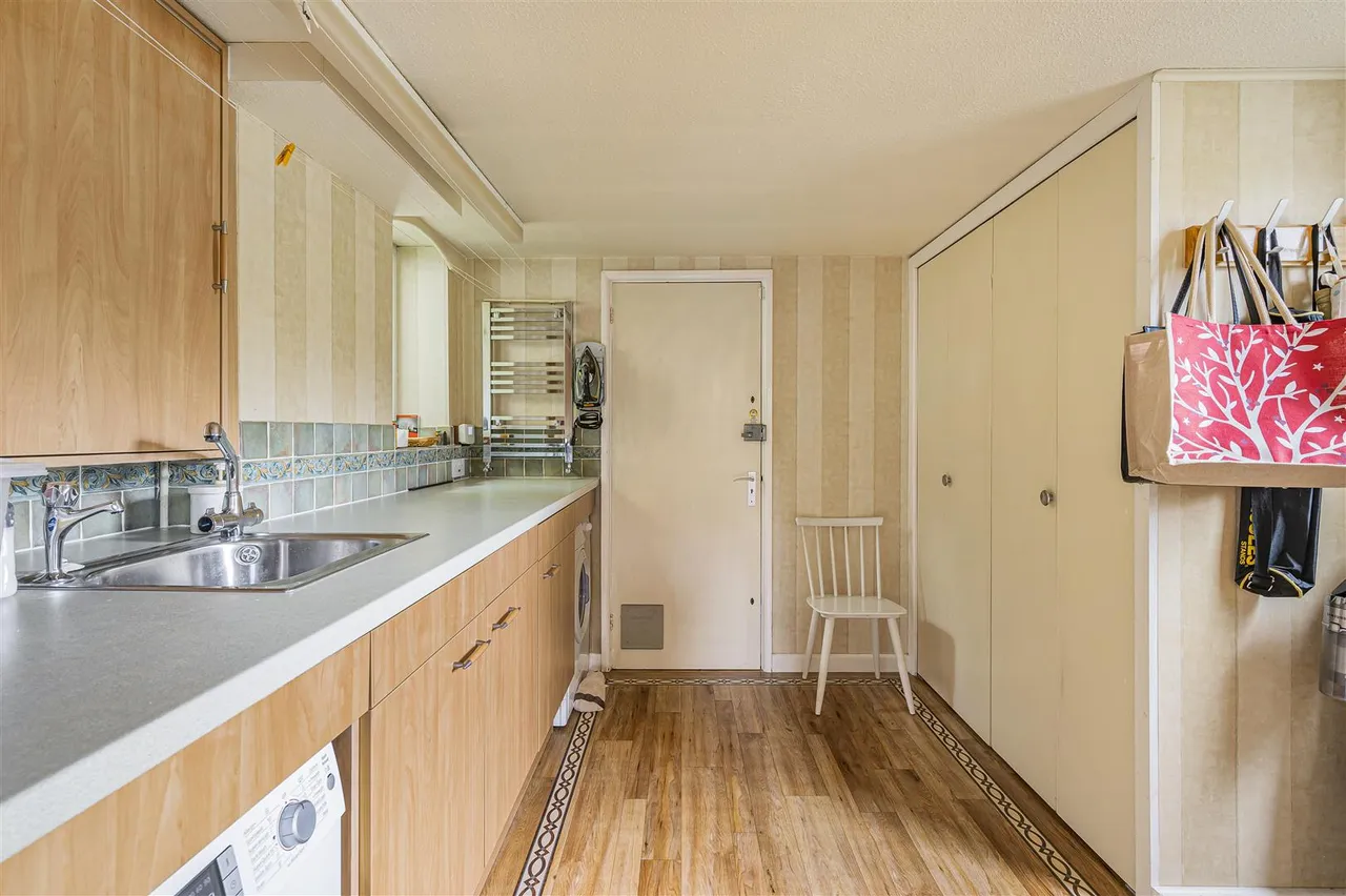 Southdown Road, Seaford, photo 8