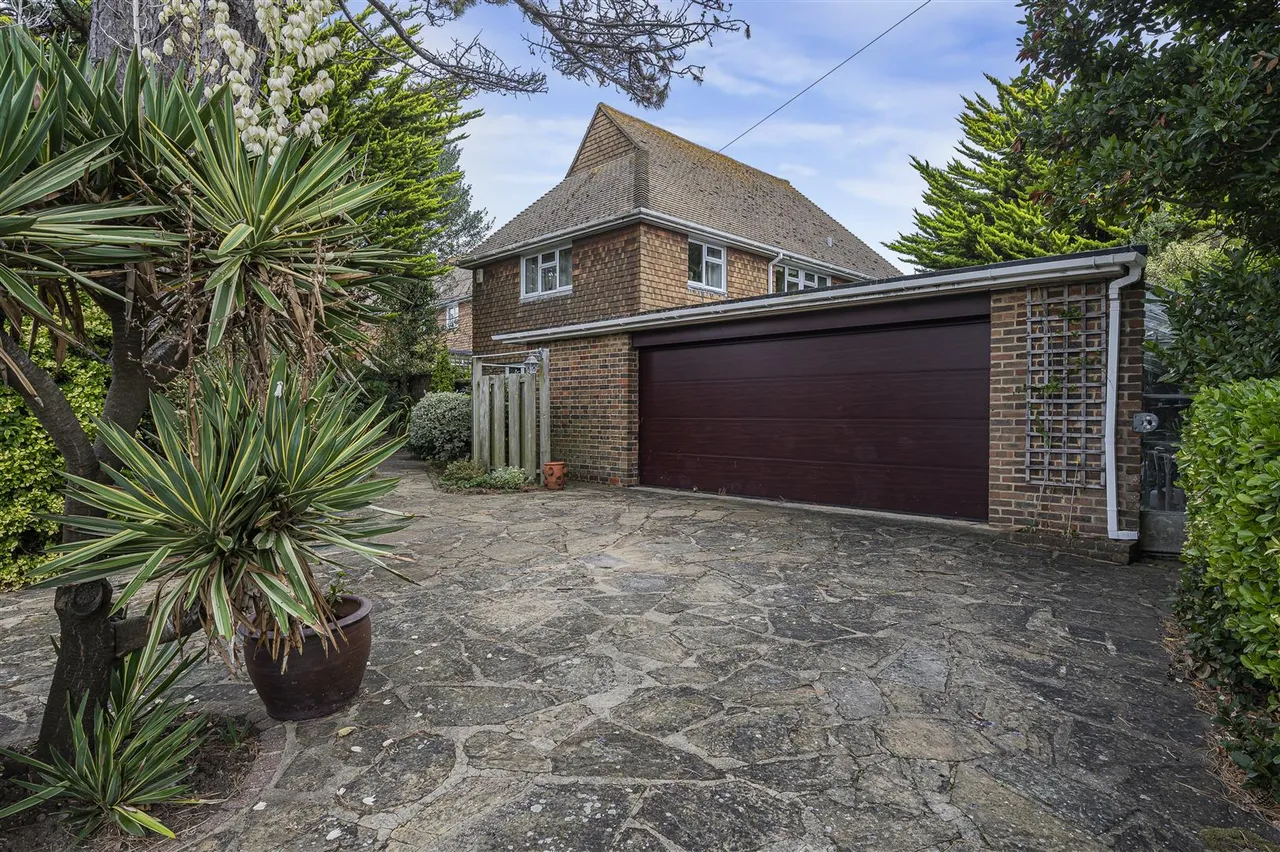 Southdown Road, Seaford, photo 27