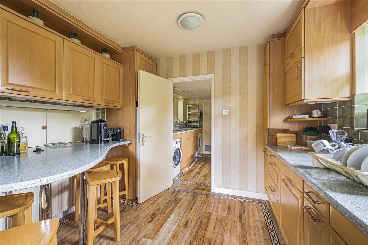 Southdown Road, Seaford, photo 7