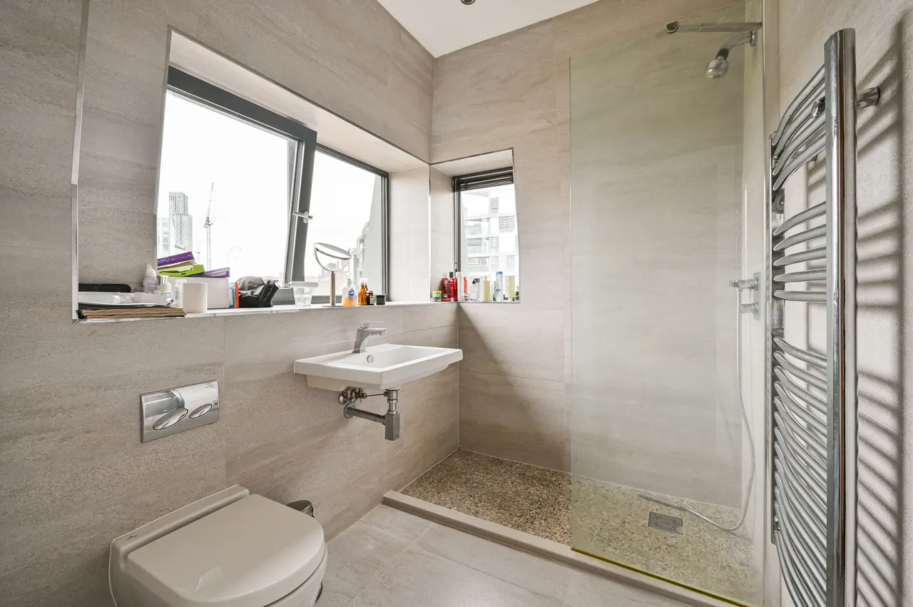 7 Eliza House, 38 Glasshill Street, London, photo 10