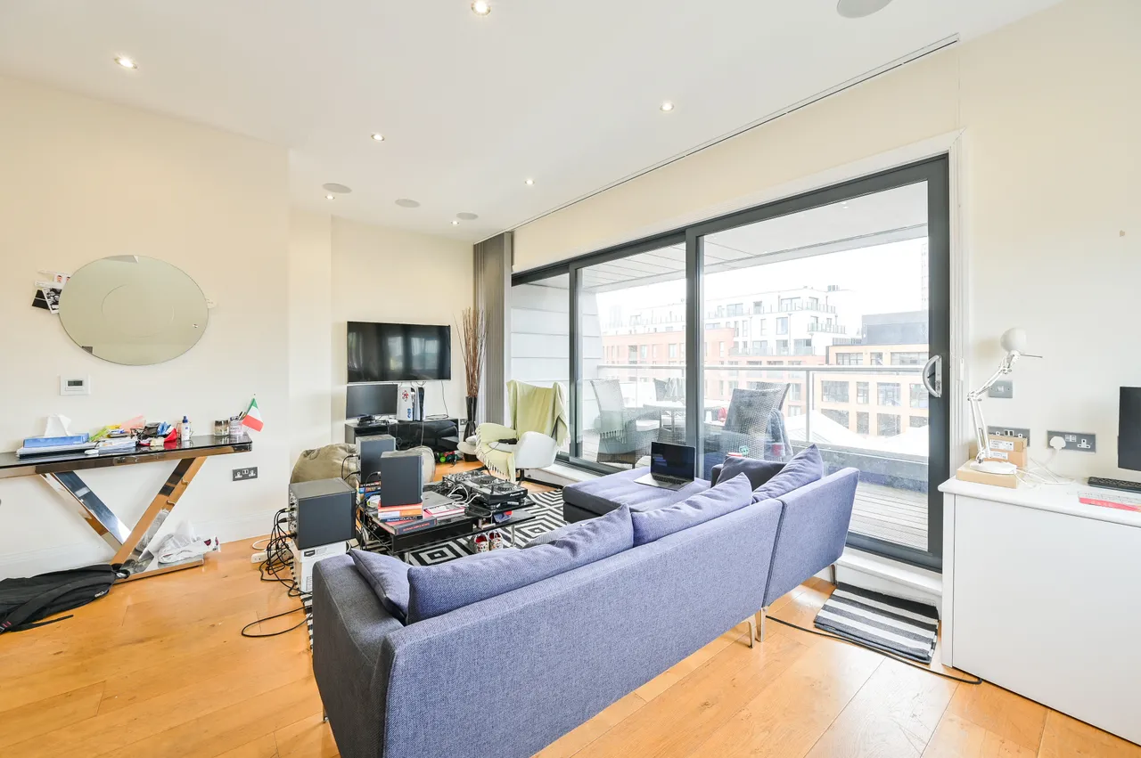 7 Eliza House, 38 Glasshill Street, London, photo 7