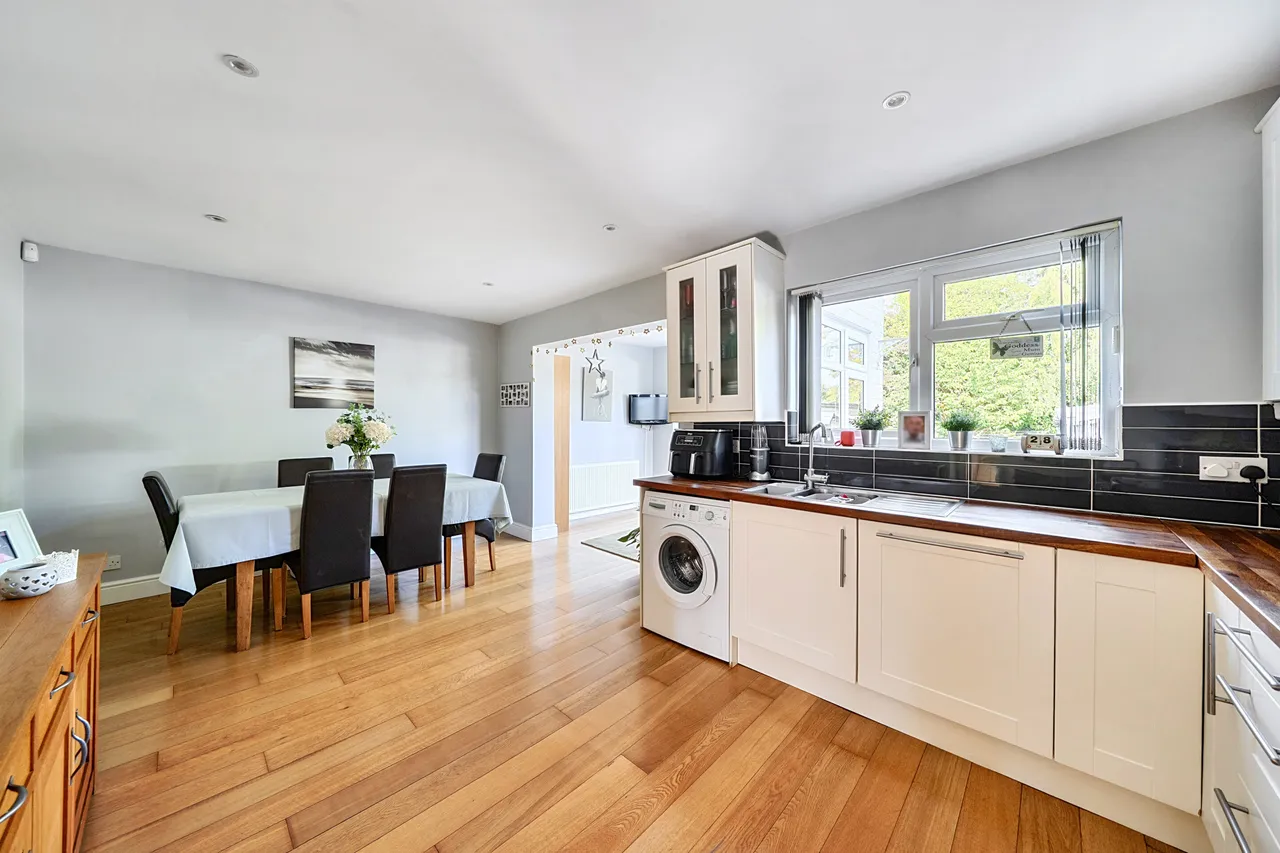 Woodville Gardens, Ruislip, HA4, photo 4